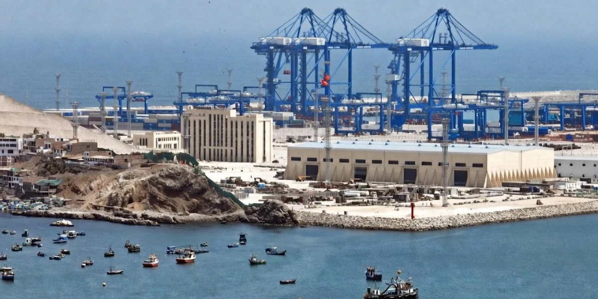 Perú: Naviera china Cosco activa Corredor Logístico Integrado Shanghái-Chancay desafiando el Comercio Exterior Chileno