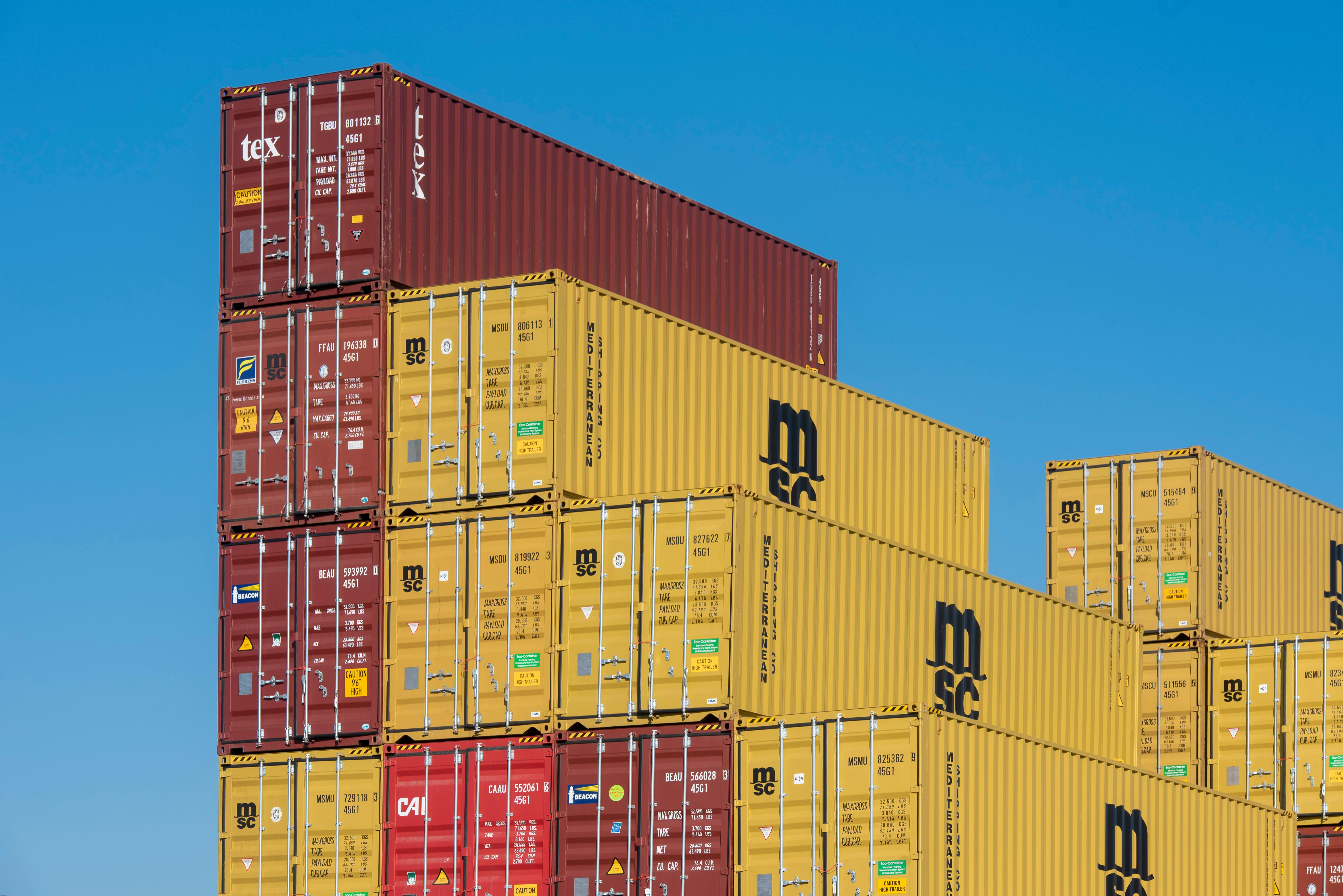 𝟳𝟬 𝗔Ñ𝗢𝗦 𝗗𝗘𝗟 𝗖𝗢𝗡𝗧𝗘𝗡𝗘𝗗𝗢𝗥 𝗠𝗔𝗥Í𝗧𝗜𝗠𝗢: LA CAJA QUE REVOLUCIONÓ EL COMERCIO GLOBAL