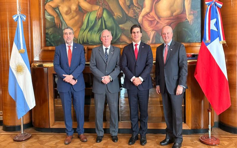 CHILE Y ARGENTINA REACTIVAN EL TRATADO MINERO: UN ACUERDO QUE REDEFINE LA LOGÍSTICA Y EL COMERCIO EXTERIOR MINERO DEL CONO SUR