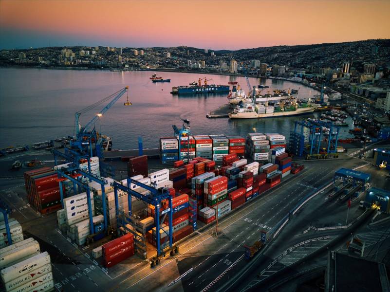 GOBIERNO REGIONAL Y EJECUTIVO RESPALDAN QUE LAS AMPLIACIONES DE LOS PUERTOS DE VALPARAÍSO Y SAN ANTONIO AVANCEN EN PARALELO 
